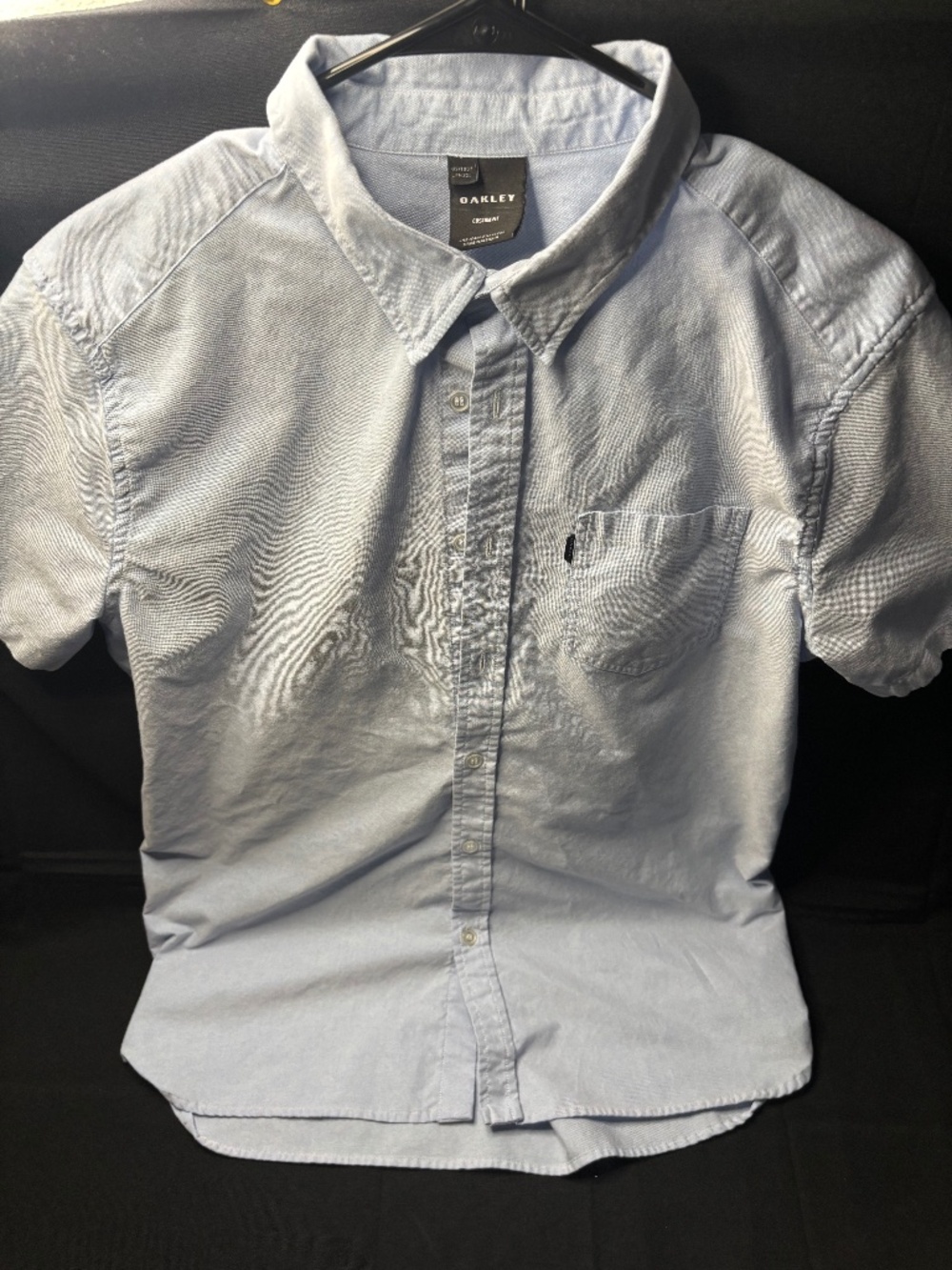 Oakley Custom Fit Men’s XL Short Sleeve Button Up Shirt Light Blue Casual